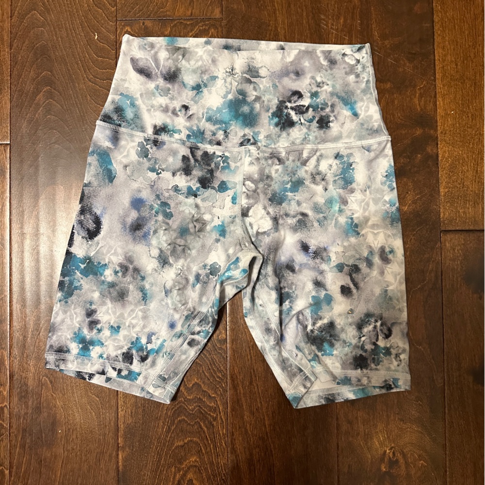 Lululemon Short